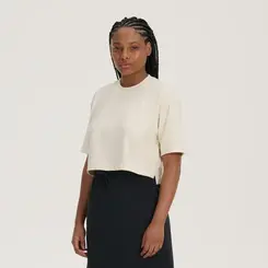 CAMISETA NEW BALANCE CROPPED SMALL LOGO