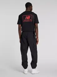 CAMISETA NEW BALANCE WOVEN LABEL