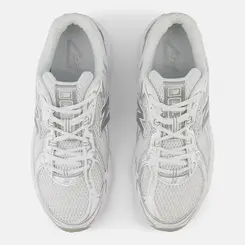 TENIS NEW BALANCE 740