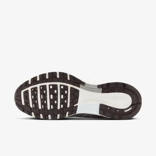 TENIS NIKE P6000 SE - TENIS NIKE P6000 SE - NIKE