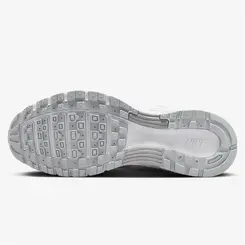 TENIS NIKE P-6000