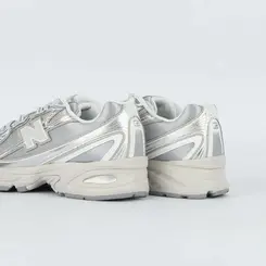 TENIS NB 740