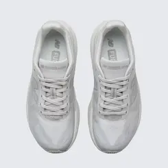 TENIS NEW BALANCE FUELCELL REBEL V5