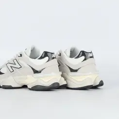TENIS NEW BALANCE 9060