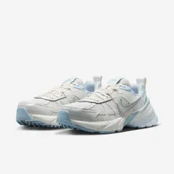TENIS NIKE V2K RUN