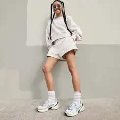 TENIS NIKE V2K RUN